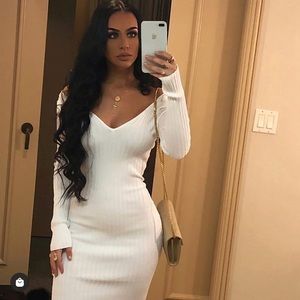 Long-Sleeve Ribbed Knit White  Maxi Dress